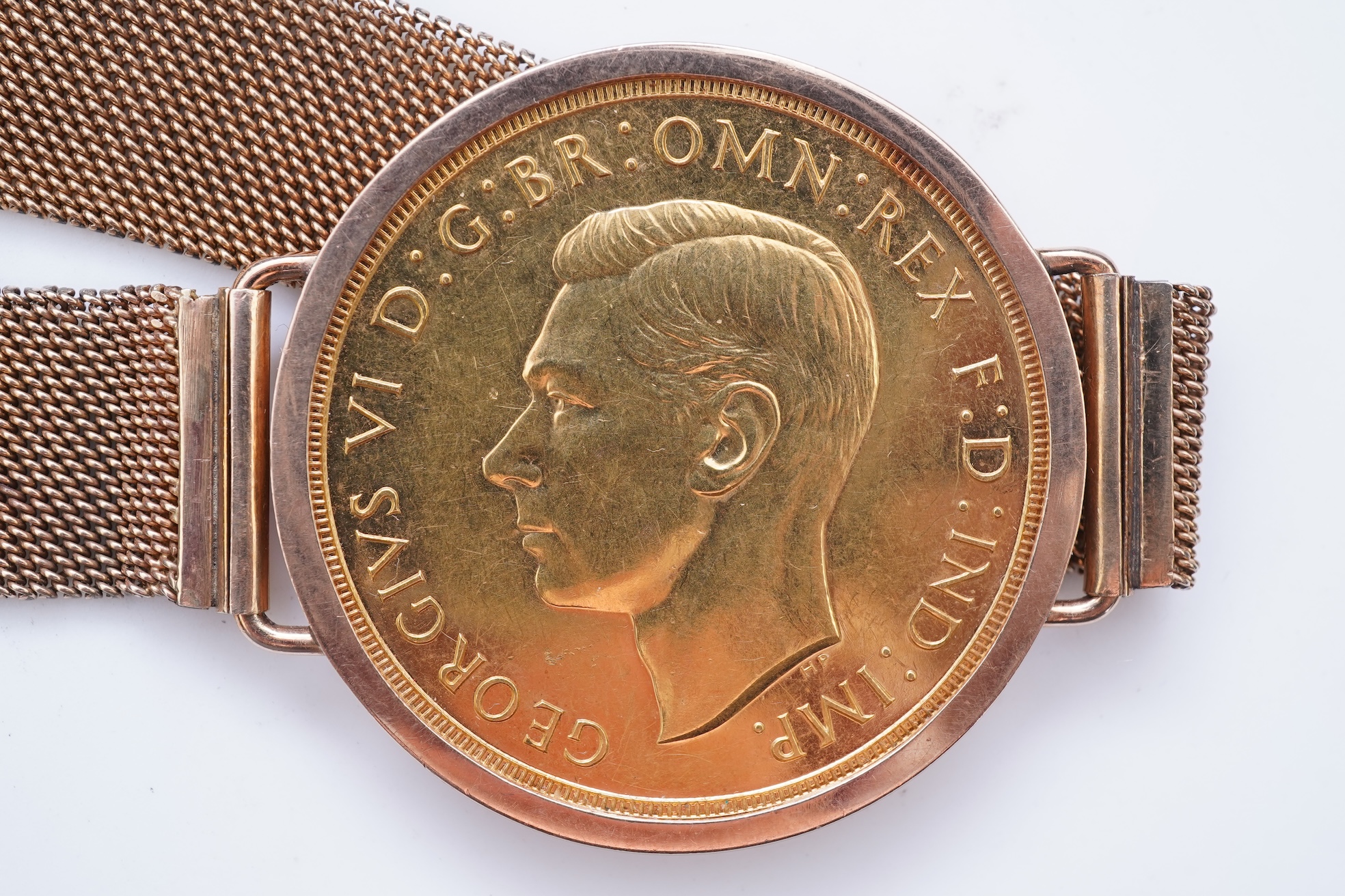 A rare George VI quintuple gold sovereign bracelet, circa 1937
